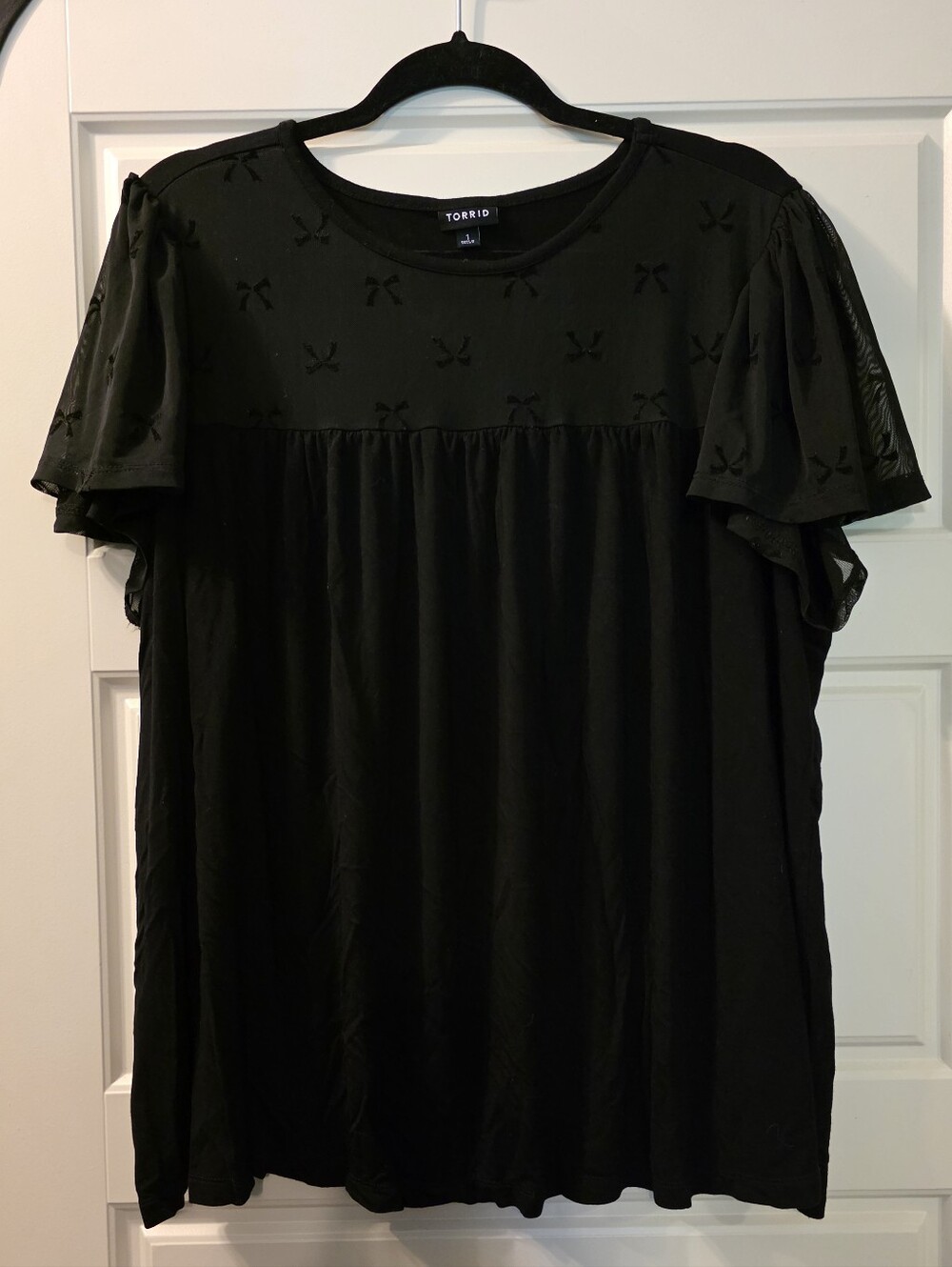 Torrid Supersoft Jersey Mesh Top With Velvet Bows Size 1